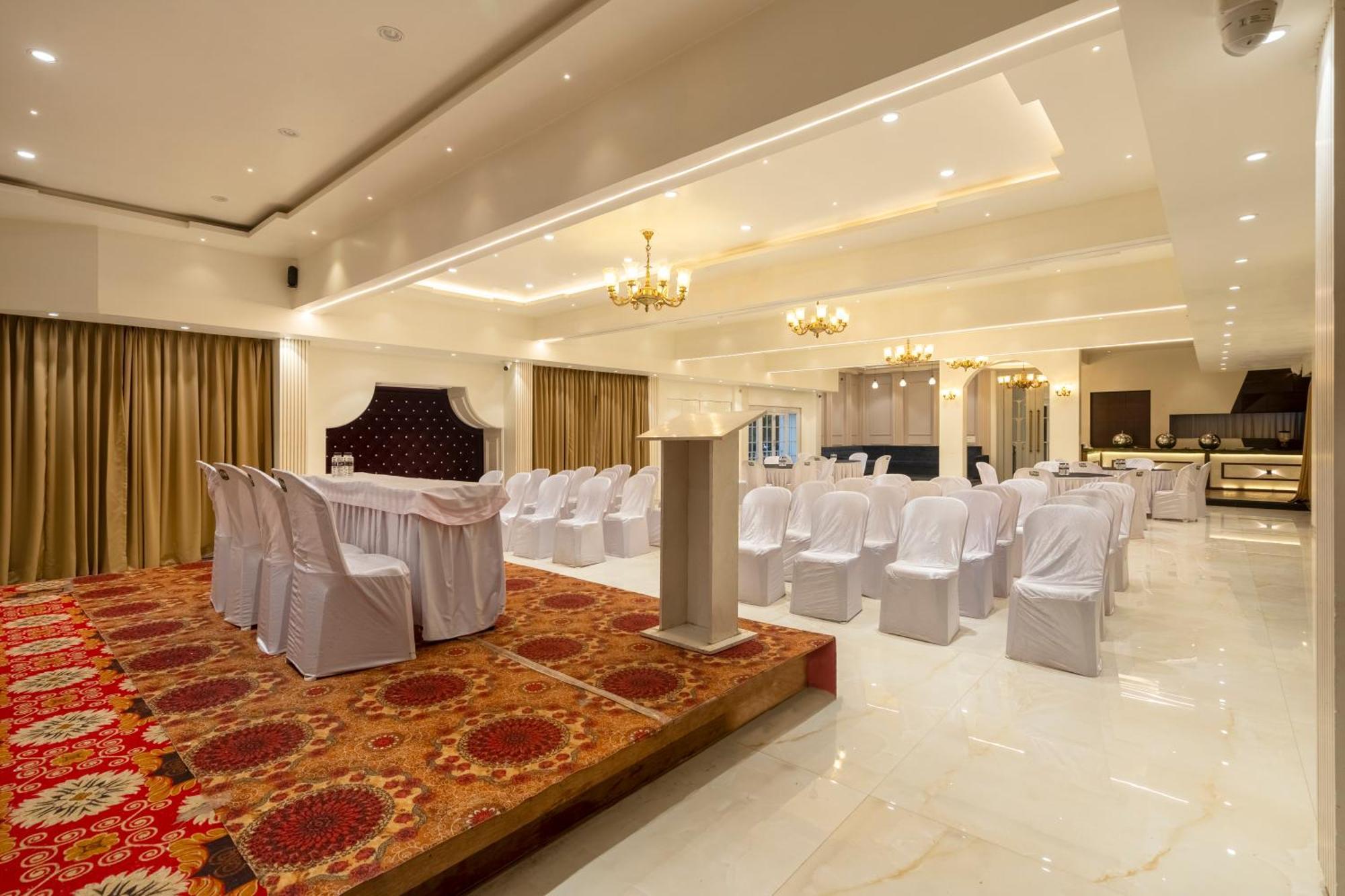 Hotel Prasha Nashik Exterior foto